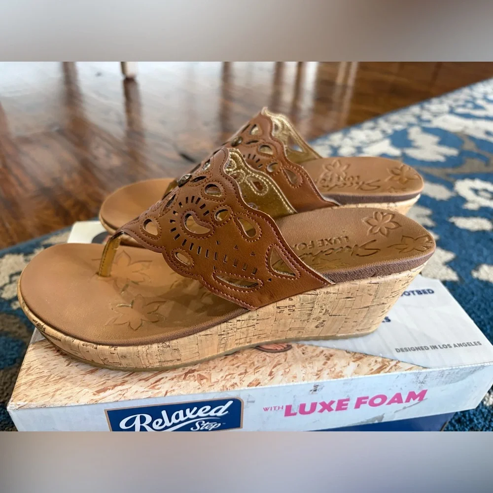 Skechers Brown Relaxed Step Sandals